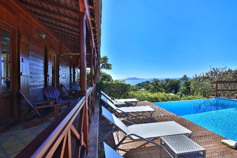 Jardin Malanga Hotel บาส-แตร์ ภายนอก รูปภาพ