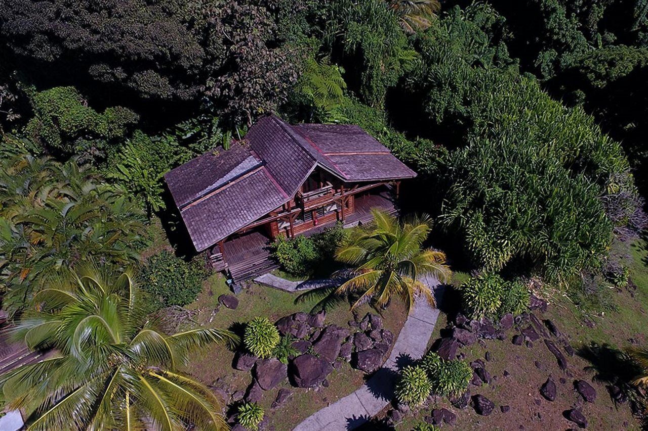Jardin Malanga Hotel บาส-แตร์ ภายนอก รูปภาพ